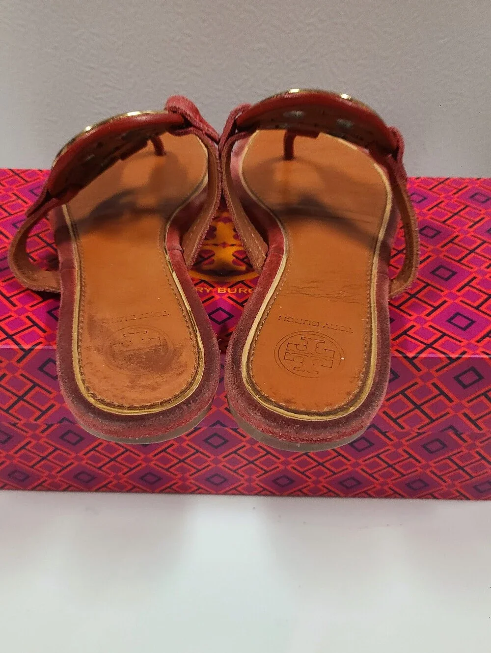 Tory Burch Designer Metal Miller Suede red sandals Gold logo Sandal 6.5
